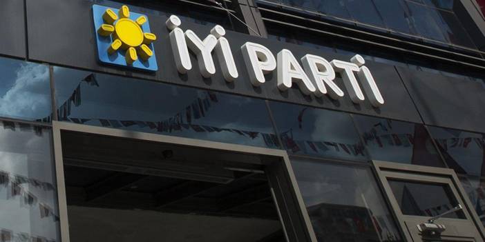 İYİ Parti'de toplu istifa