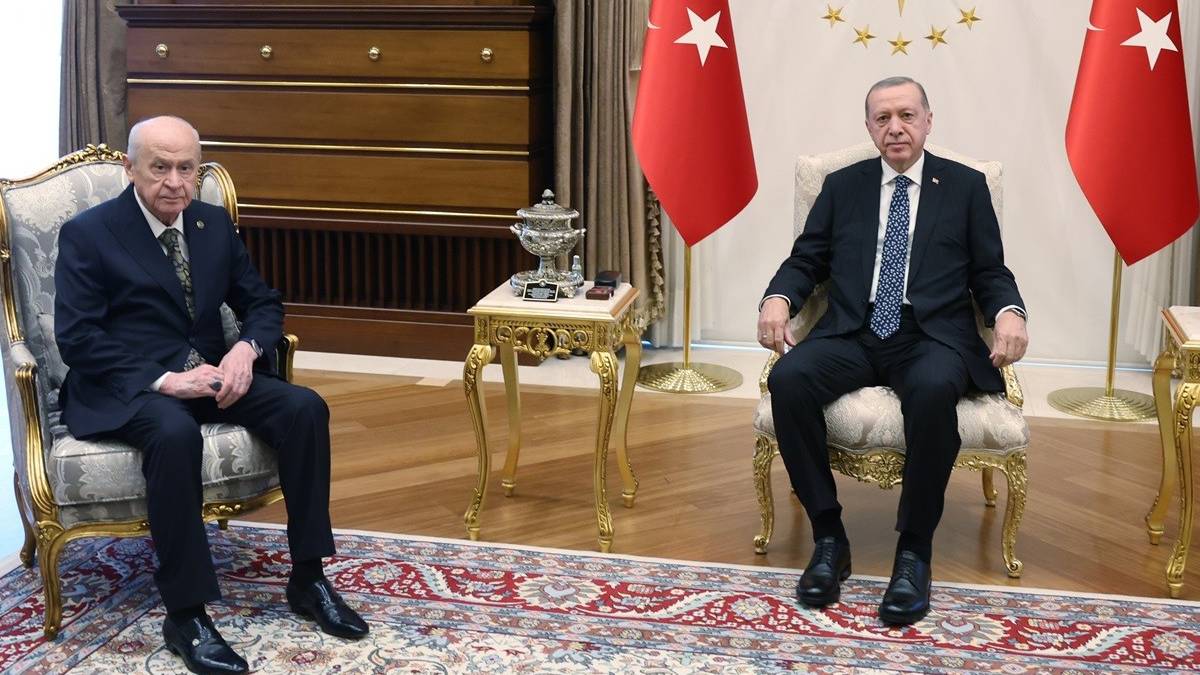 Erdoğan ve Bahçeli telefonda bayramlaştı