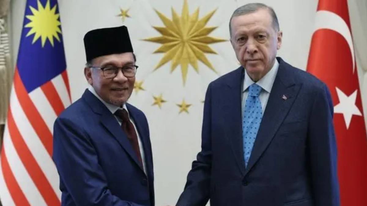 Erdoğan, Malezya Başbakanı İbrahim ile telefonda görüştü