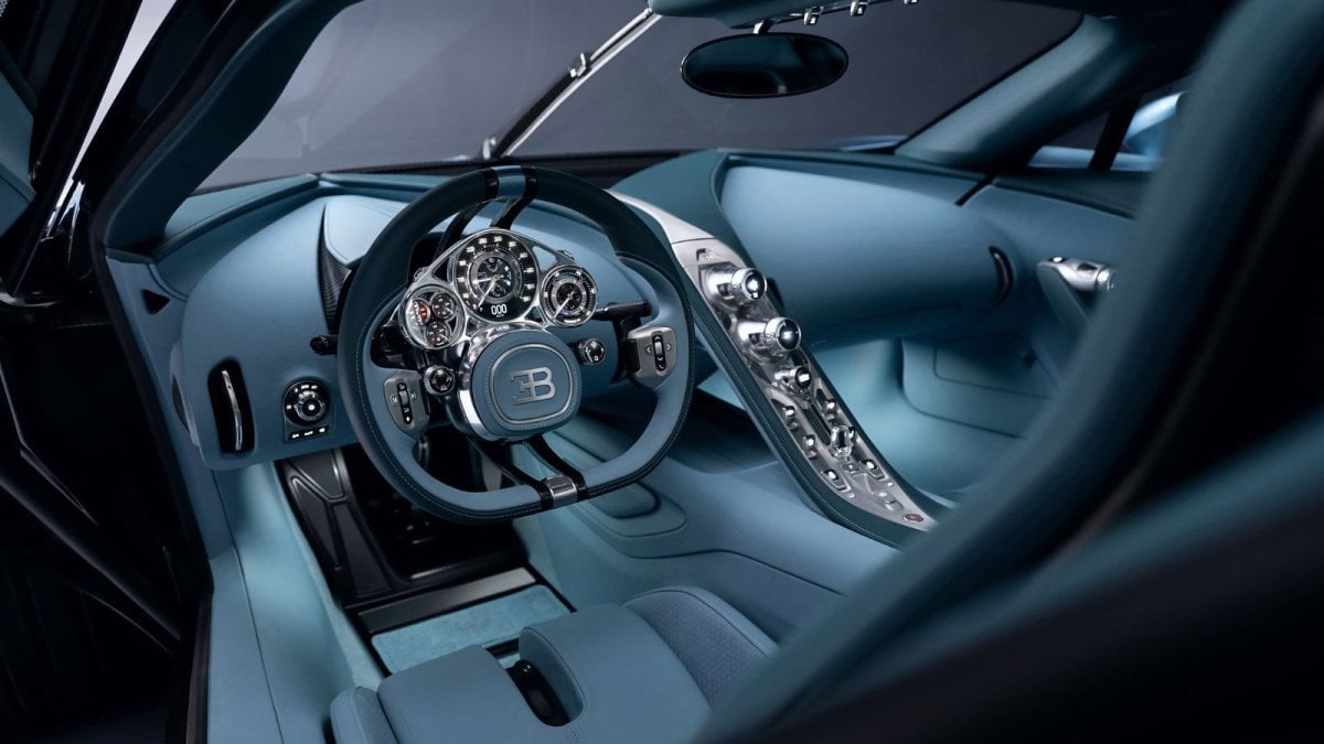 Bugatti’den ilk hibrit hiper otomobil: Tourbillon… Bugatti’den yer uçağı geliyor