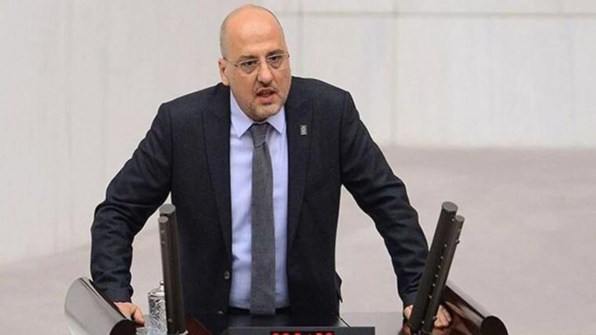 TİP açıkladı: Ahmet Şık hastaneye kaldırıldı