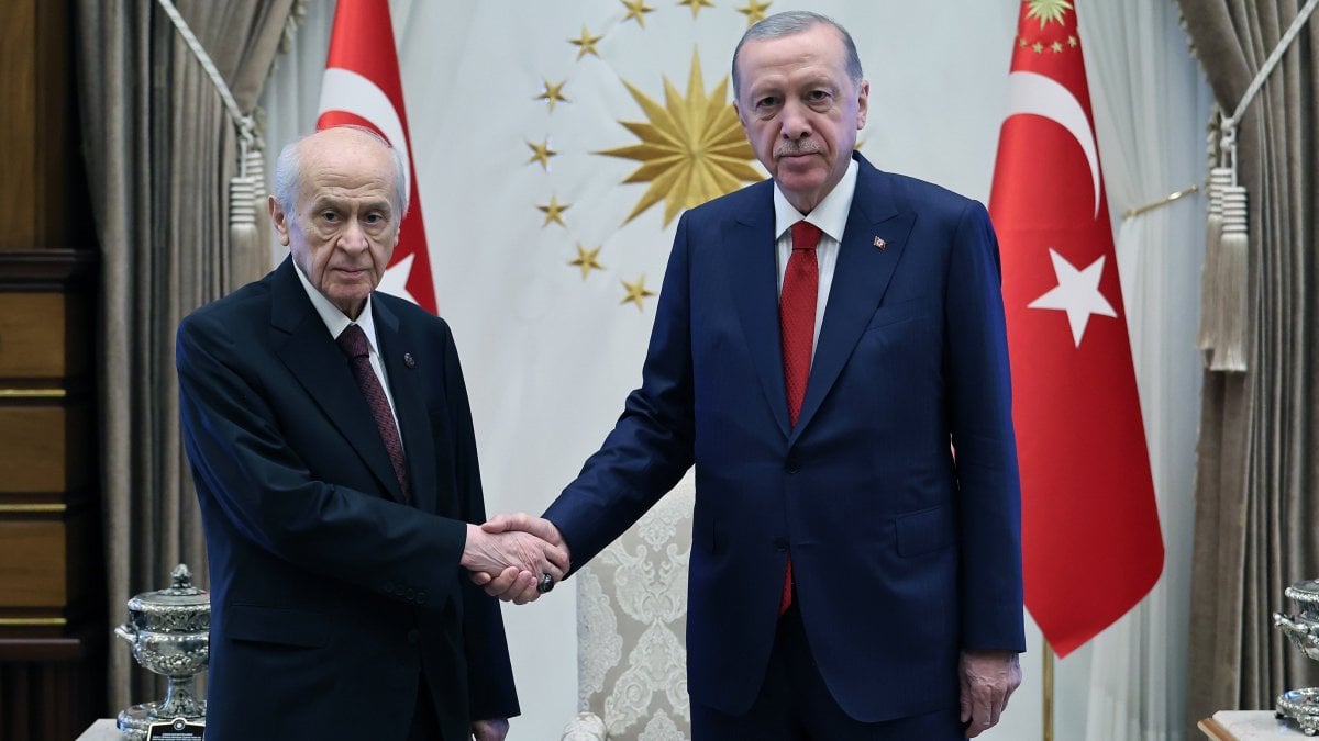 Erdoğan ve Bahçeli’nin görüşmesi bitti