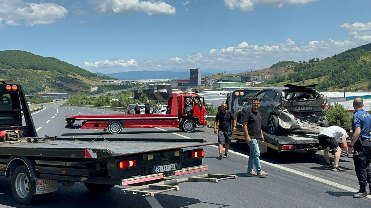 Anadolu Otoyolu’nda zincirleme kaza! 6 kişi yaralandı