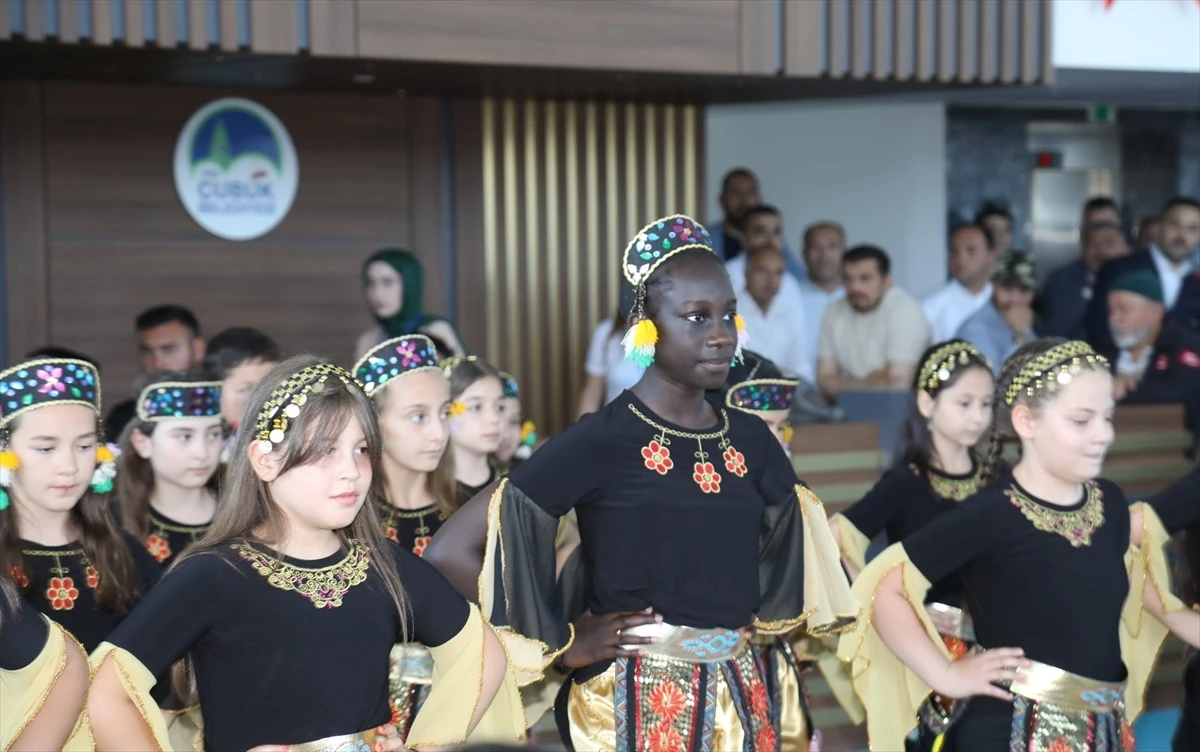 Ankara Çubuk’ta Hayat Boyu Öğrenme Haftası Sergisi Düzenlendi