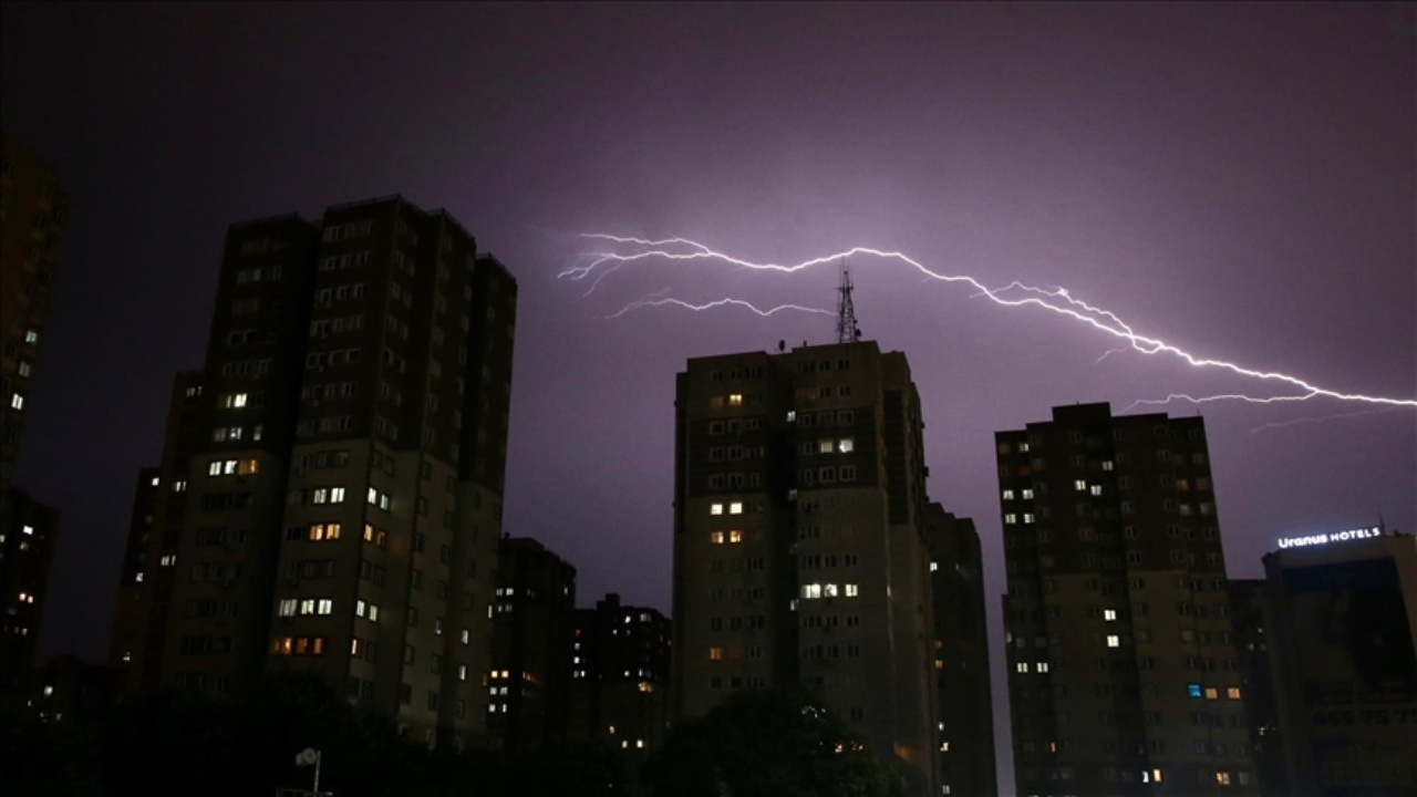 O illerde yaşayanlar dikkat: Meteoroloji’den sağanak uyarısı!