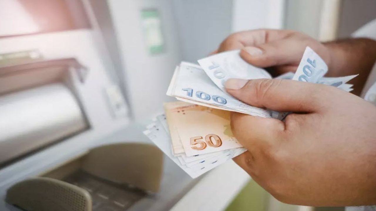 ATM’lerde yeni düzenleme! Para çekme limiti yükseliyor, küçük banknotlar kalkıyor