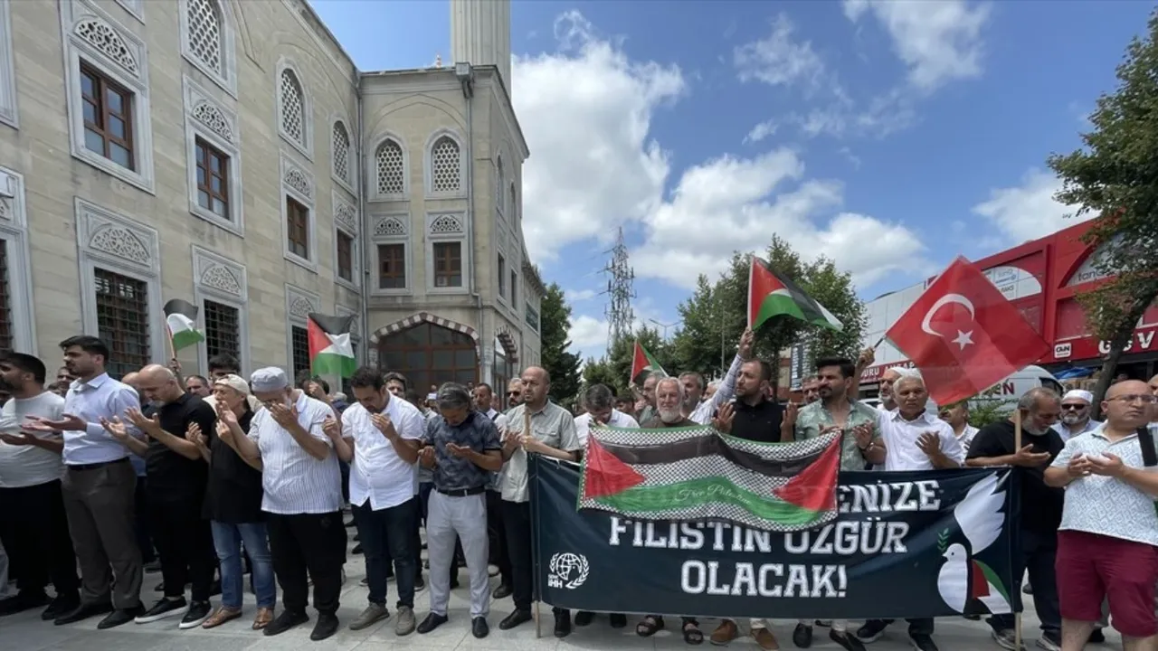 Bağcılar’da İHH, İsrail’in Gazze saldırılarını protesto etti!