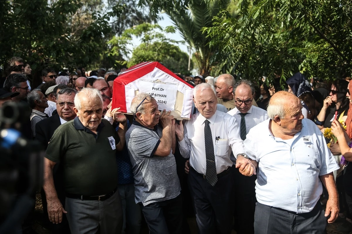 Başkent Üniversitesi Hastanesi Öğretim Üyesi Prof. Dr. Ali Ayhan’ın Cenazesi Anamur’da Defnedildi