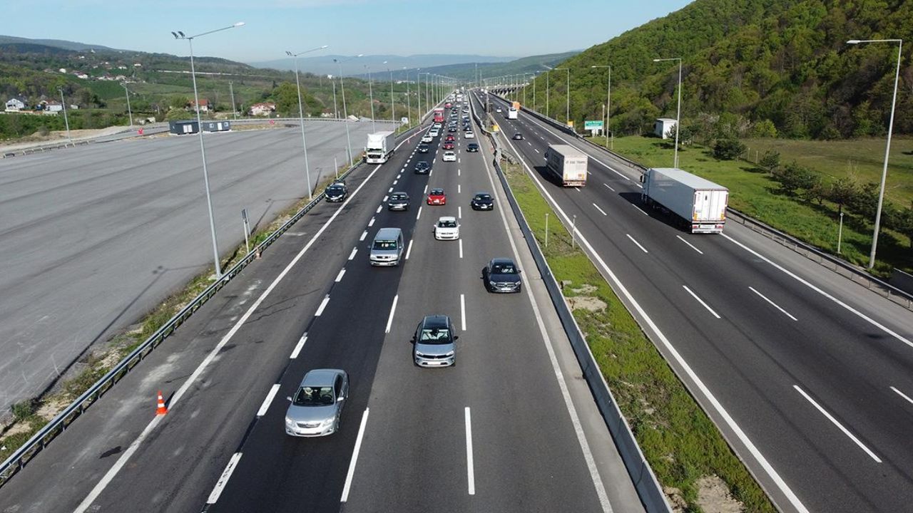 Bolu geçişinde bayram trafiği için yoğun güvenlik önlemleri