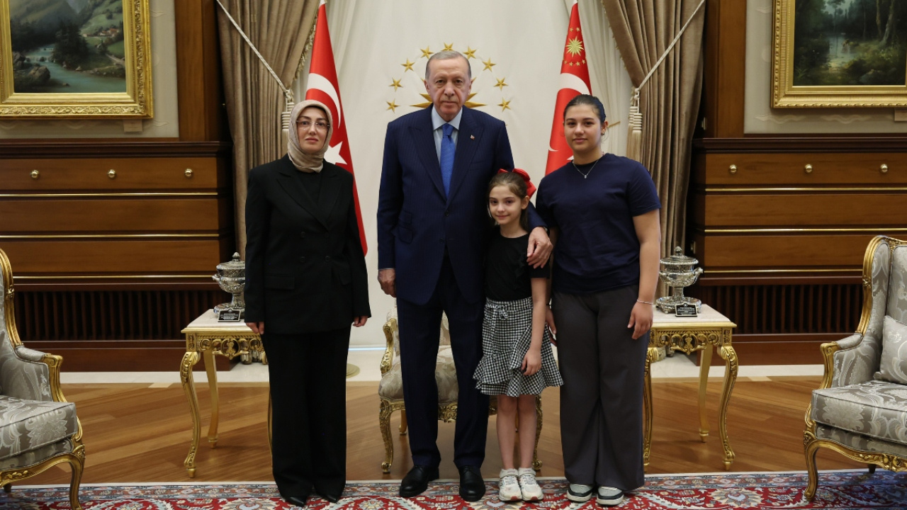 Cumhurbaşkanı Erdoğan, Ayşe Ateş ile görüştü