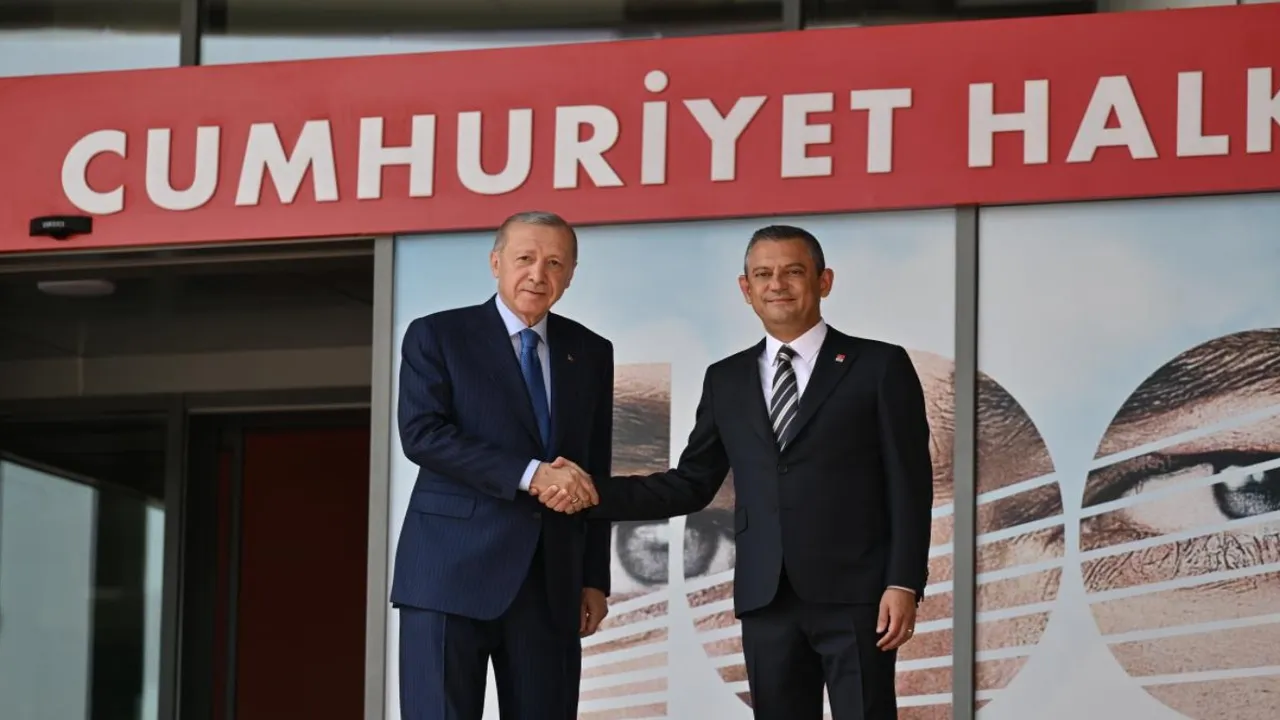 Cumhurbaşkanı Erdoğan’dan CHP Genel Merkezi’ne sürpriz ziyaret