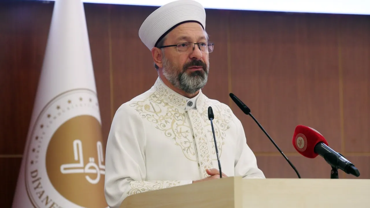 Diyanet İşleri Başkanlığı’nın hac ihbarı skandalı! Türk hacı adayları gözaltına alındı