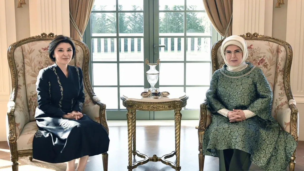 Emine Erdoğan ve Ziroat Mirziyoyeva Millet Kütüphanesi’ni ziyaret etti