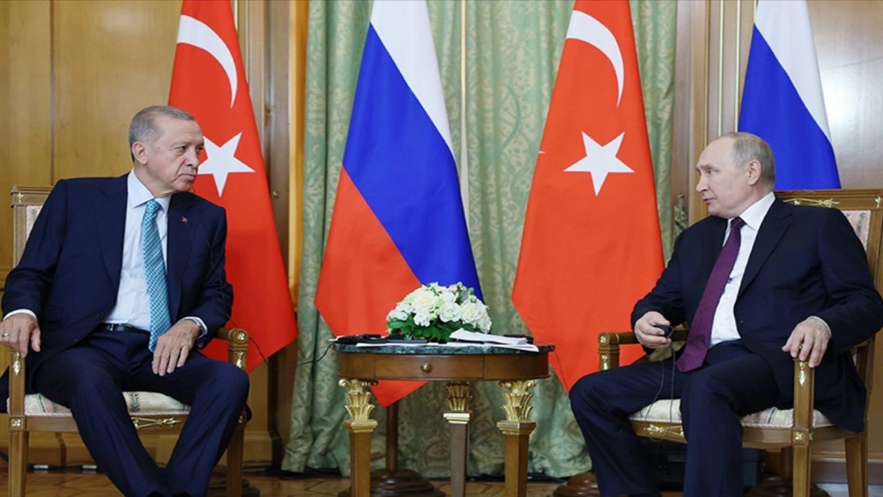 Erdoğan, Putin ile terör saldırılarını görüştü: “Türkiye terörün her türlüsüne karşı”