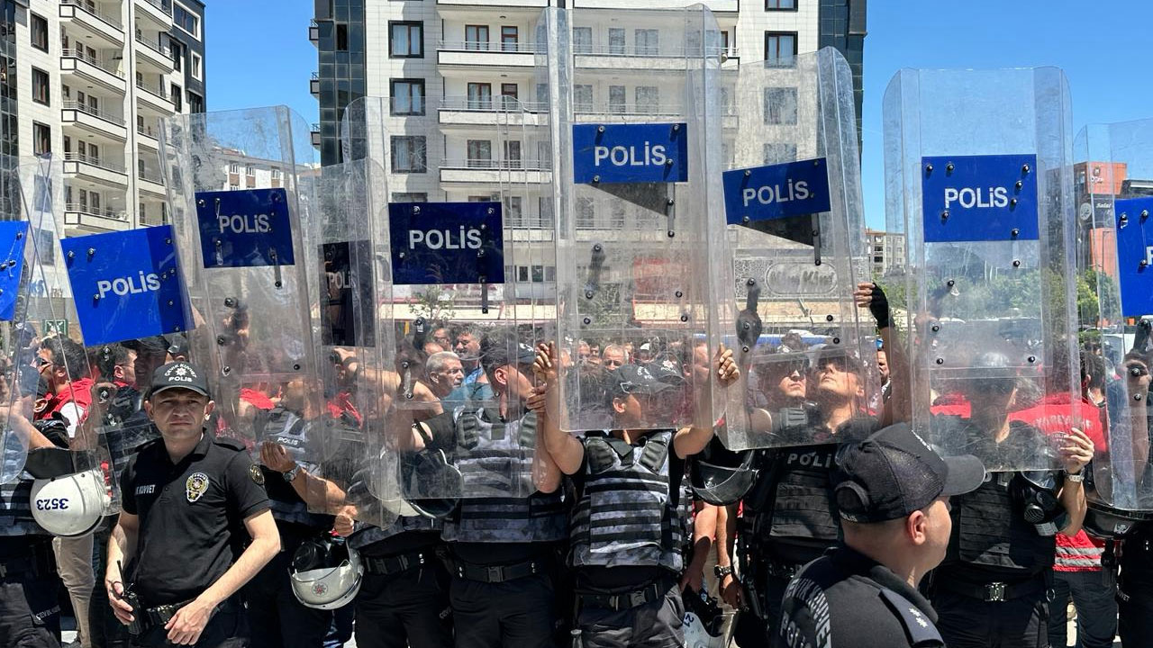 Hakkari’ye ‘kayyım’ atanması işaret edildi: Diyarbakır’da 4 günlük eylem yasağı kararı