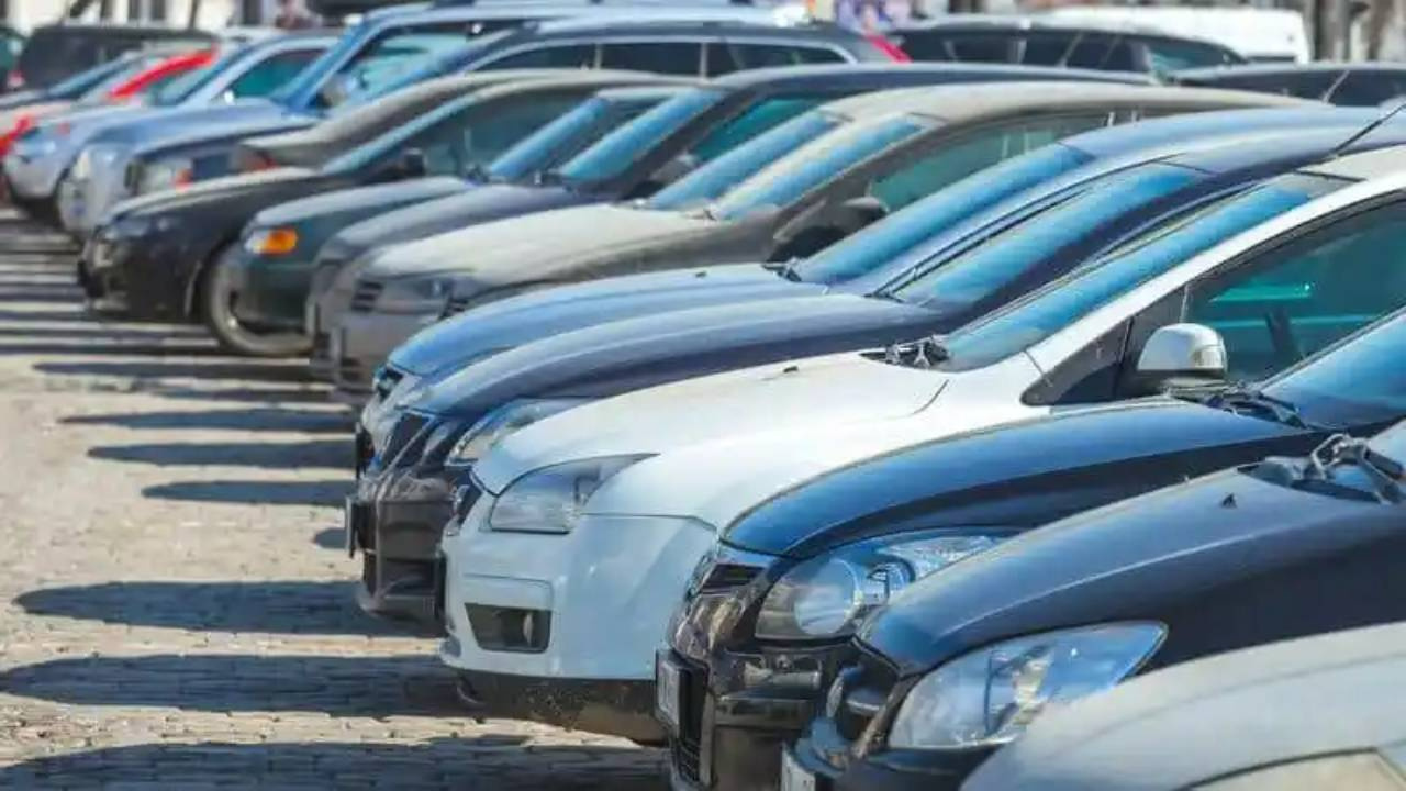 İkinci el otomobil piyasası durgun: İlandaki araçlar ortalama kaç günde satılıyor?