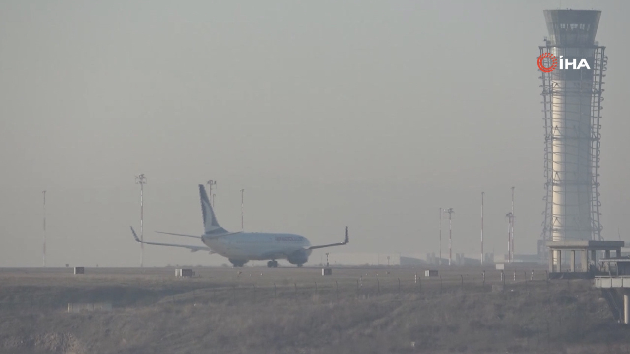 İstanbul hava sahasında büyük panik: Pilotun anonsu ortaya çıktı