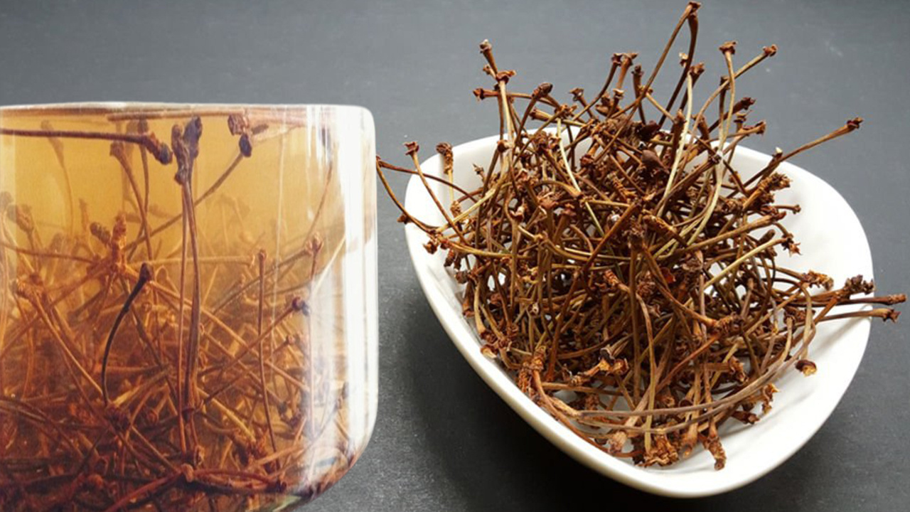 Kiraz saplarını sakın çöpe atmayın: Kaynatıp 1 bardak için. Kiraz sapı çayının faydaları nedir?
