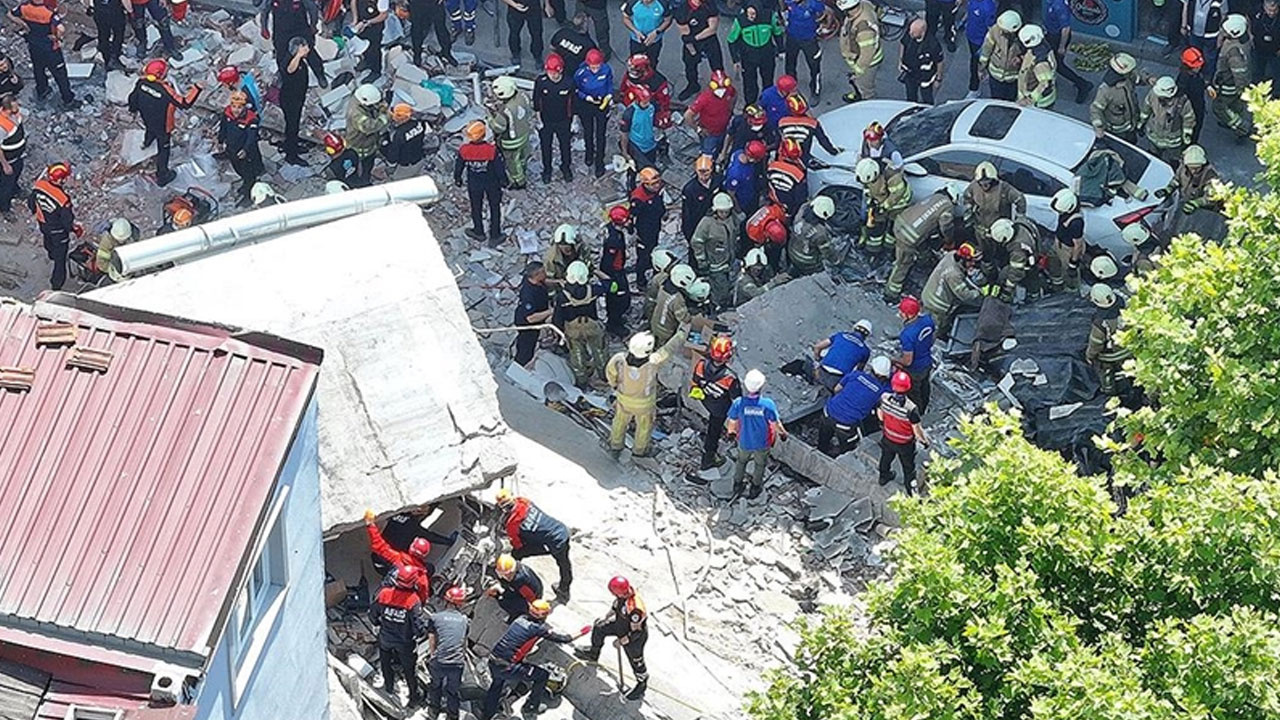 Küçükçekmece’de çöken bina, İBB Meclisi’nin gündemine oturdu