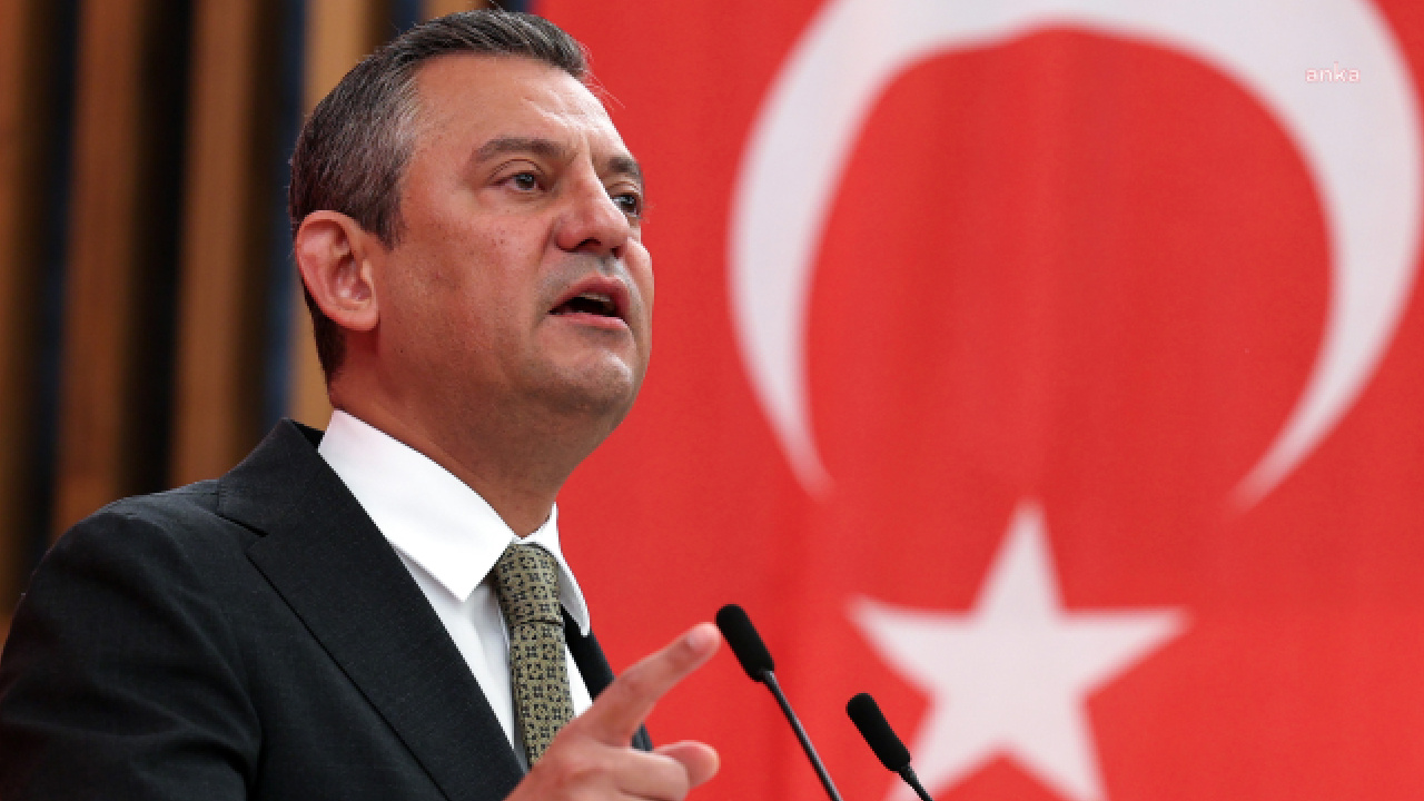 Özgür Özel’den ‘gri liste’ açıklaması: Türkiye’yi bu utançla yüzleştiren iktidardan başkası değildi!