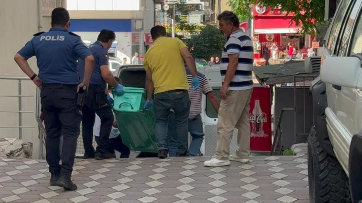 Ankara’da bir kadın evinde sırtından bıçaklanarak öldürülmüş halde bulundu