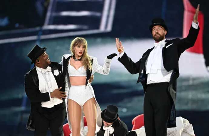 Taylor Swift’ten hayranlarını heyecanlandıran sürpriz! Sahneye sevgilisiyle çıktı – Ankaragündem