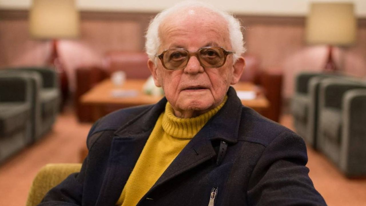 Türk edebiyatının değerli yazarı İrfan Yalçın 90 yaşında yaşamını kaybetti
