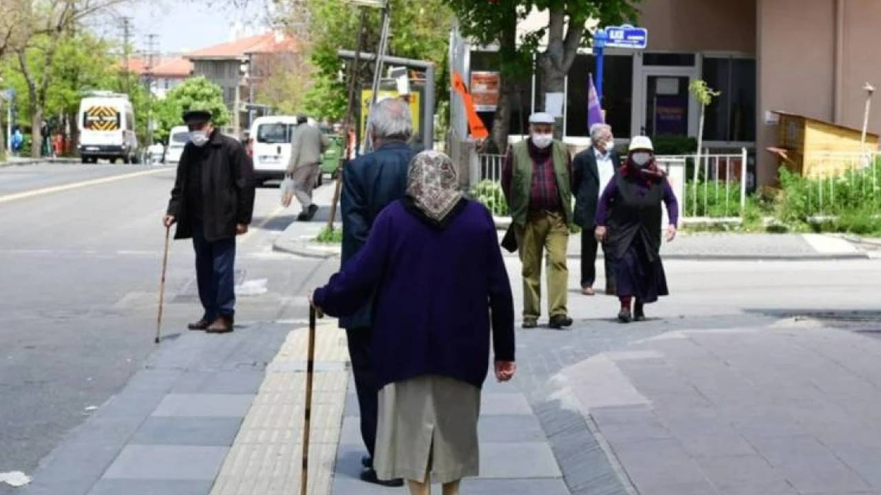 Yaşlı işsizlerin sayısı 5 kat arttı: 100 emekliden 60’ı ya çalışıyor ya da iş arıyor