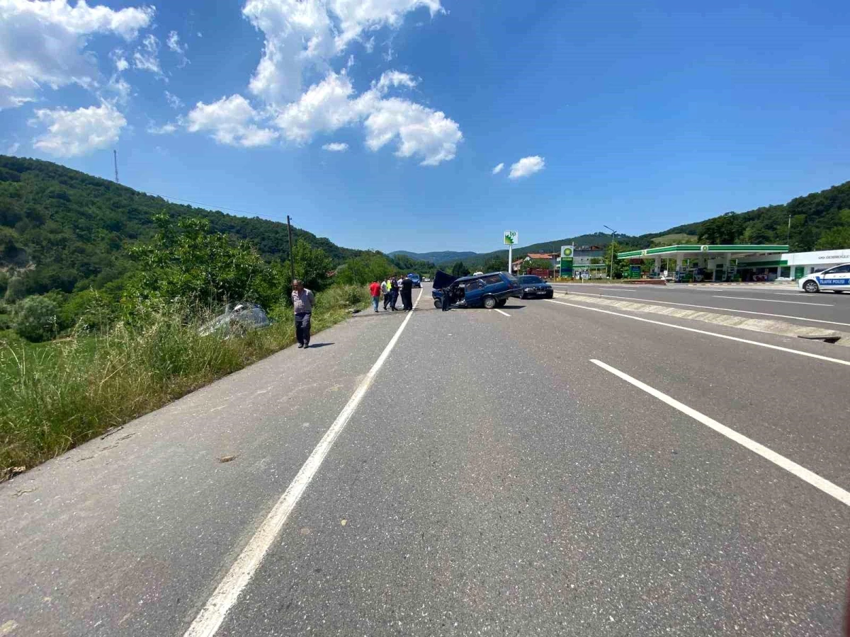 Zonguldak-Ankara Yolunda Trafik Kazası: 2 Yaralı