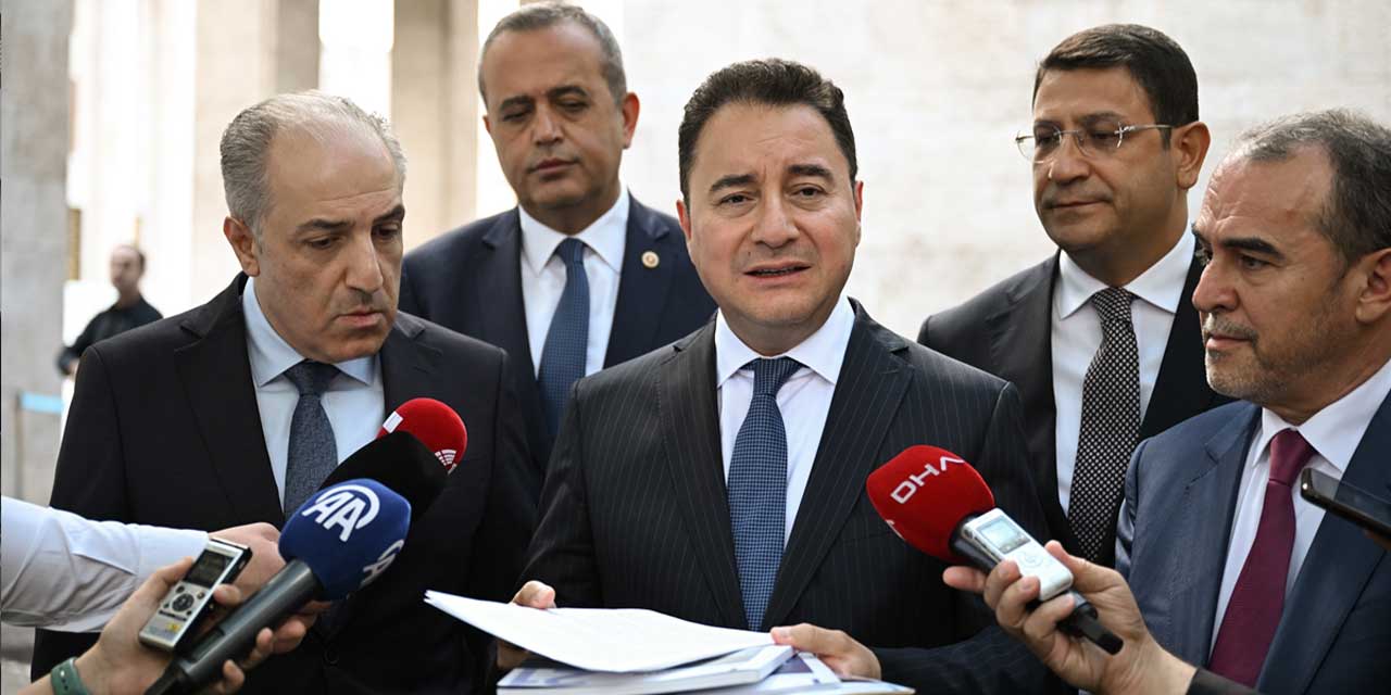 DEVA Partisi Genel Başkanı Ali Babacan konuştu: “Anayasa, milletimizin bir arada yaşama ilkeleri demek”