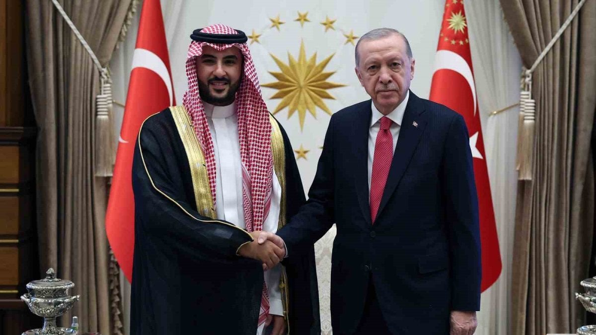 Erdoğan Suudi Arabistan Savunma Bakanı ile görüştü