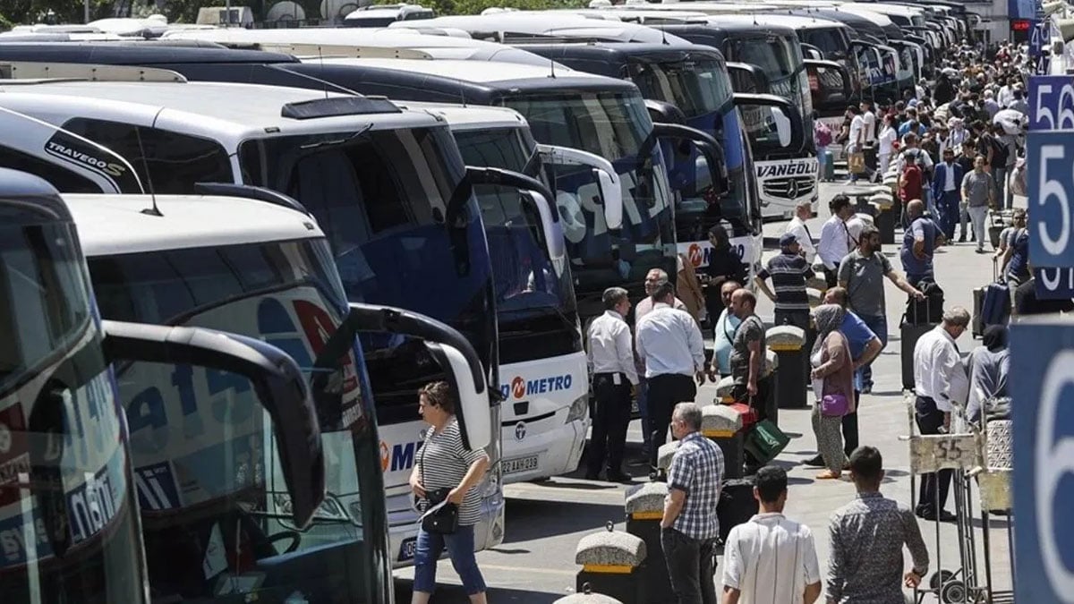 Emekliye kötü haber: İndirimli otobüs bileti müjdesi hayal oldu! Şirketlerin haberi bile yok