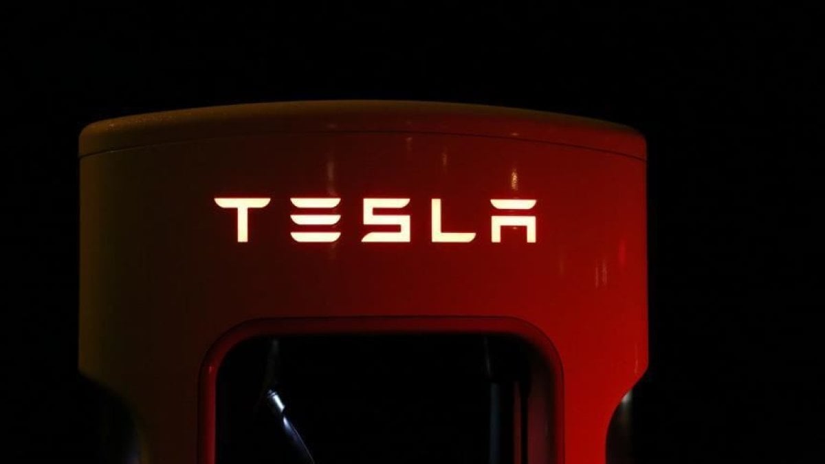 Tesla’nın selası okunuyor! Sektöre iddialı girmişti resmen patladı: Satışları gören inanamadı