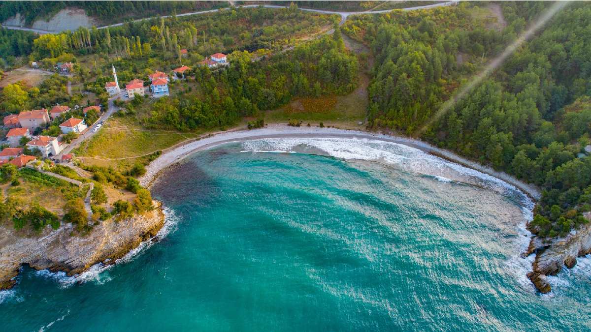 Akdeniz ve Ege’nin yüzüne kimse bakmayacak! Karadeniz’in eşsiz güzelliği… Hem tarih hem doğa kokuyor