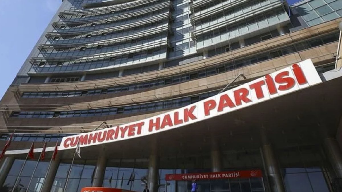 CHP MYK, tüzük kurultayına hazırlanıyor