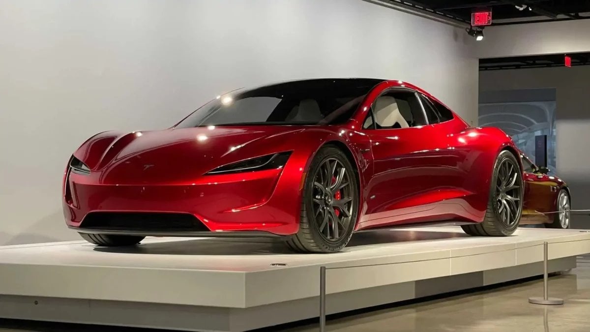 Nihayet beklenen haber geldi! Elon Musk duyurdu: Tesla Roadster çıkış tarihi doğrulandı