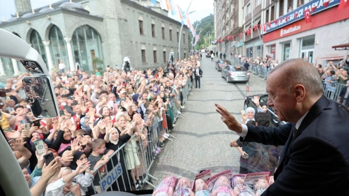 Erdoğan: Rize’nin büyük camisi yeniden inşa edilecek