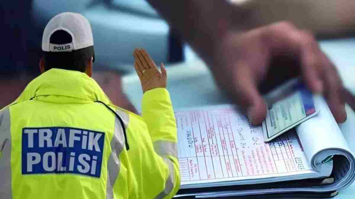 Artan trafik cezalarına yeni çözüm: Bunu bilen sürücü cezadan kurtuluyor!