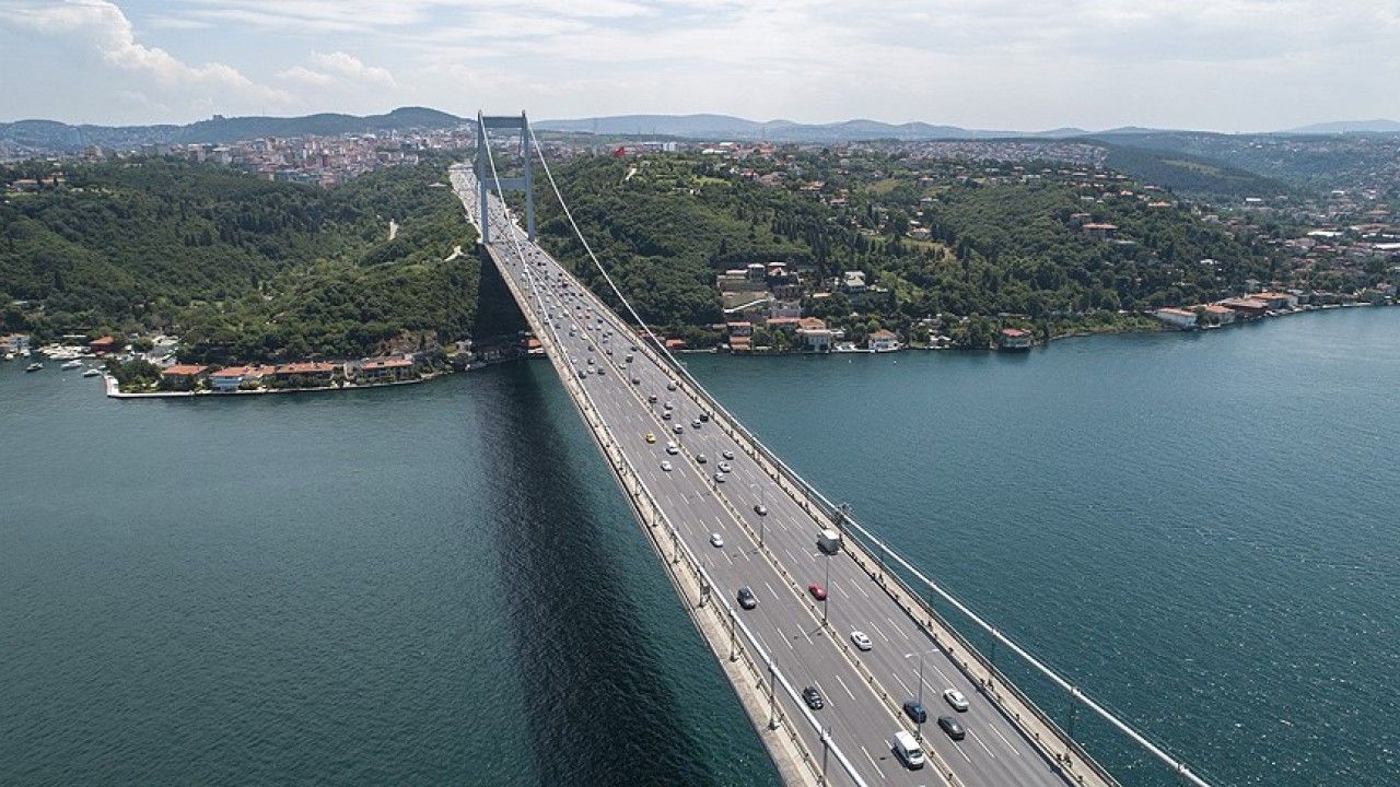 Resmi Gazete’de yayımlandı: Köprü ve otoyollar bayramda ücretsiz olacak!