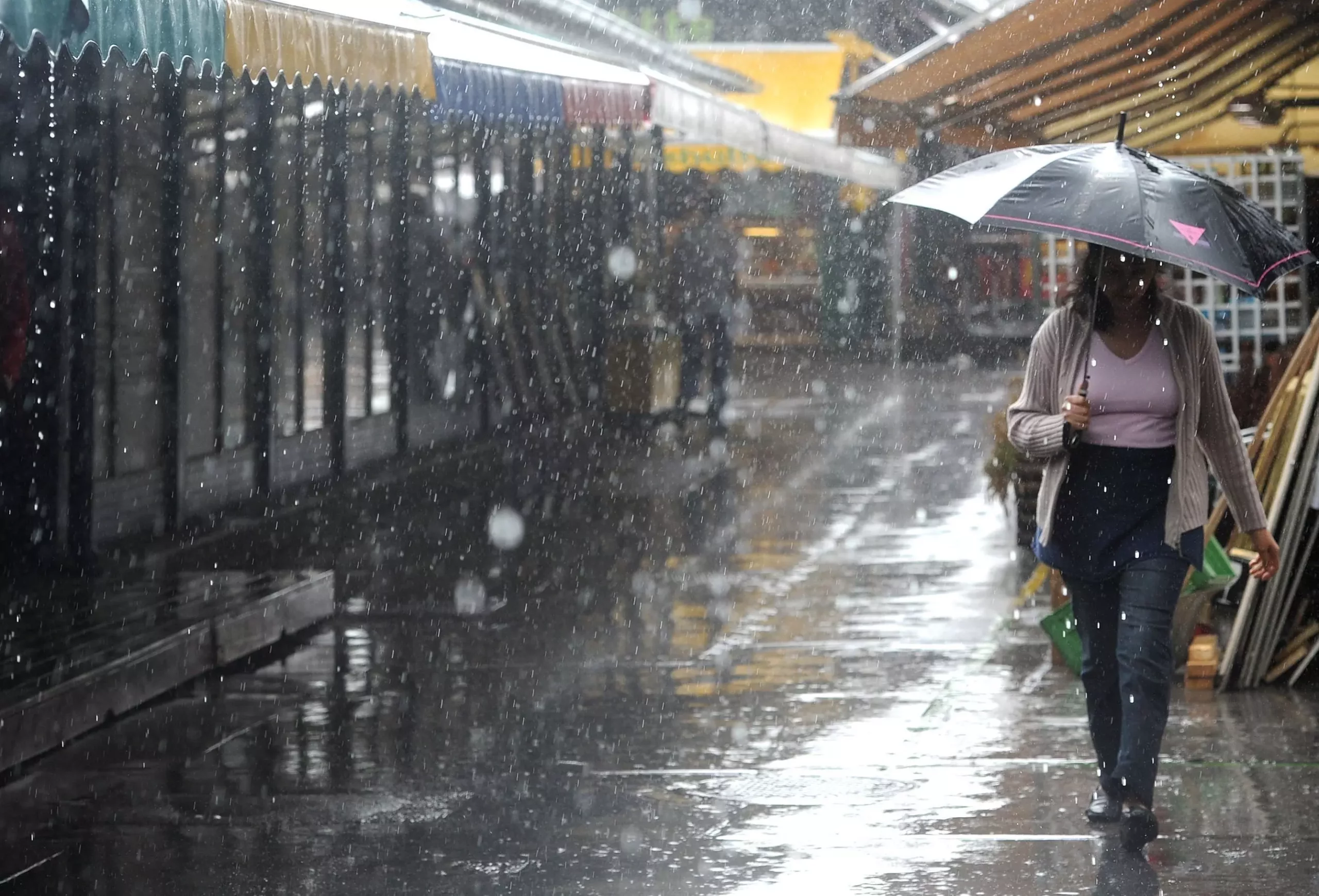 İstanbul, Ankara, İzmir dikkat! 13 il için sarı alarm verildi: Çok kuvvetli geliyor