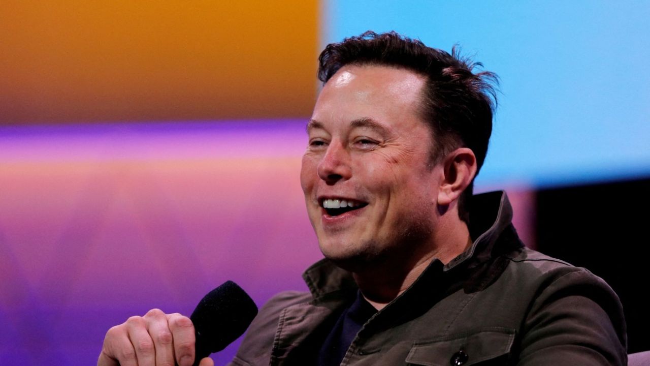 Elon Musk’tan, Microsoft’a “kahkaha”lı paylaşım!