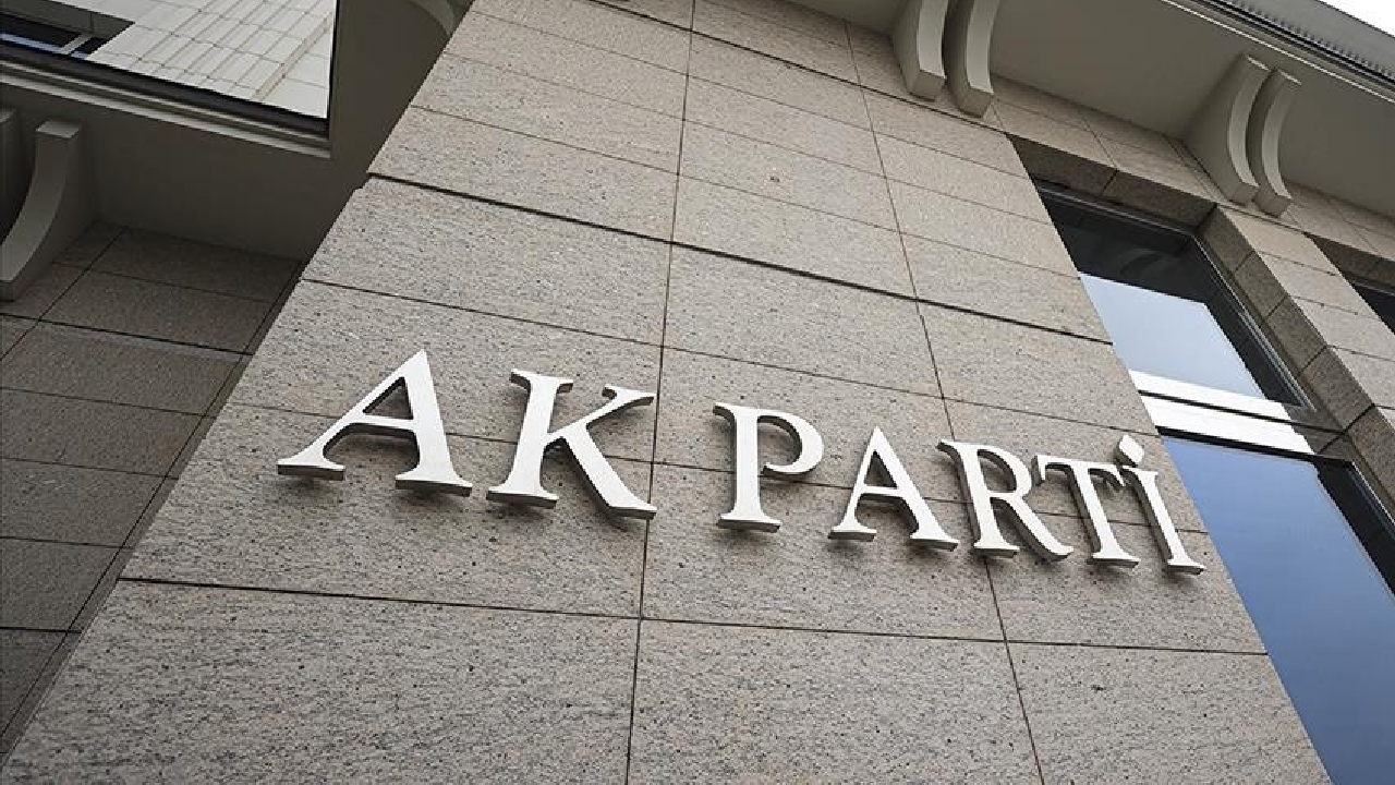 AKP’li Başkan Görevi Bıraktı