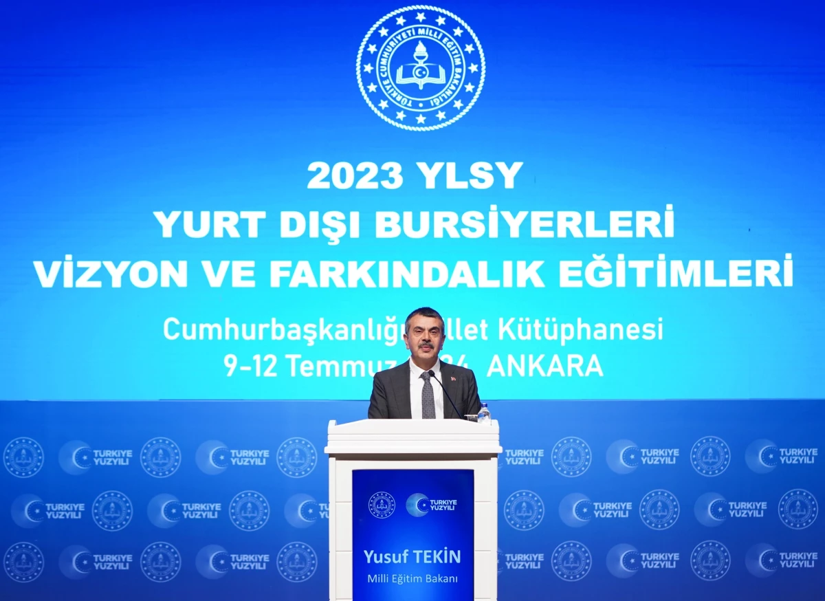 Milli Eğitim Bakanı Yusuf Tekin, Yurt Dışında Türkiye İle İlgili Çalışma Yapmayı Tepki Gösterdi