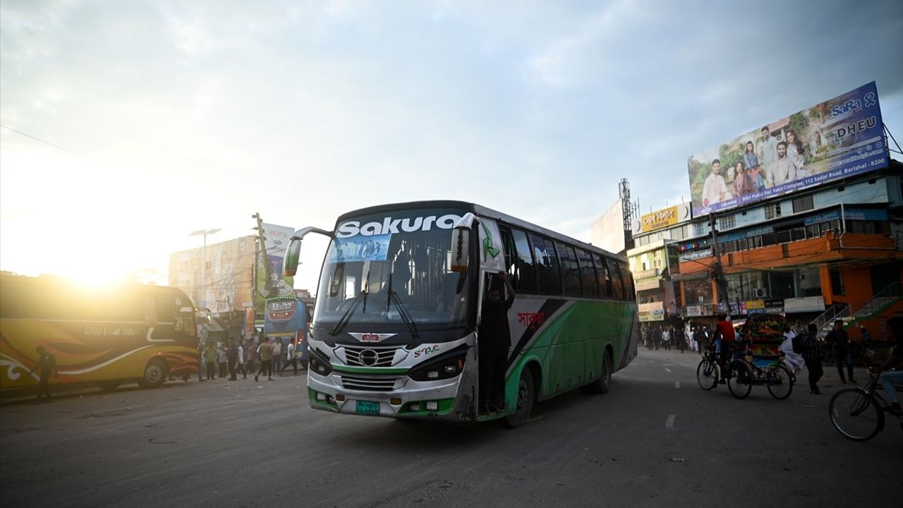 Bangladeş Hükümeti, Kamuda Kontenjan Oranını Düşürme Kararını Uygulayacak