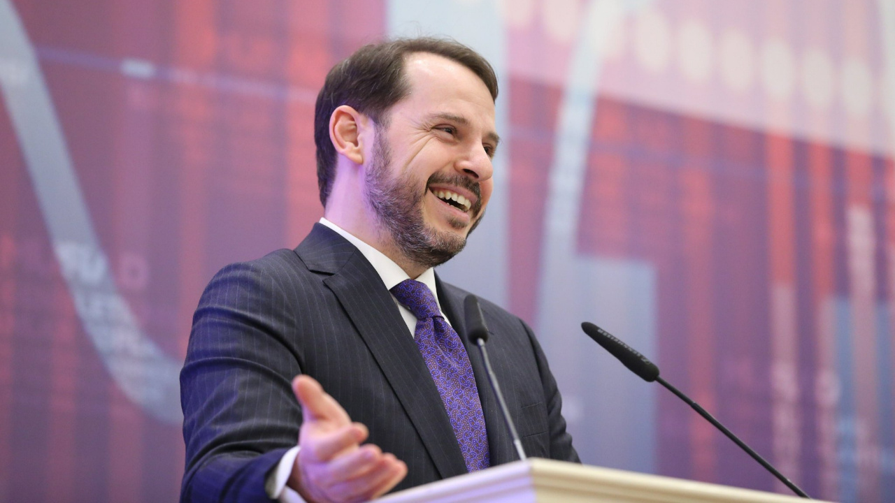 Berat Albayrak Aylar Sonra Ortaya Çıktı