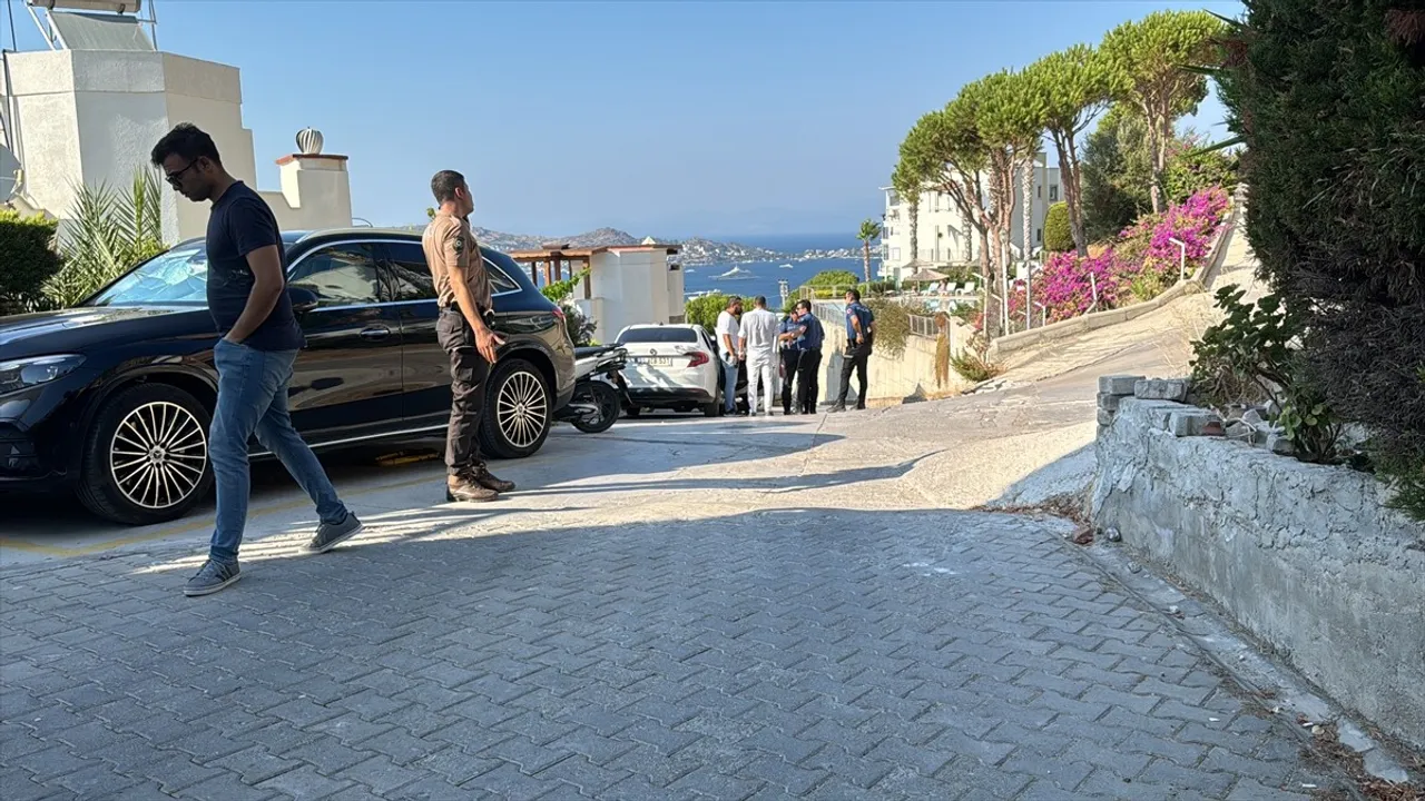 Bodrum’da Eski Eşinin Silahlı Saldırısında Bir Kadın Hayatını Kaybetti