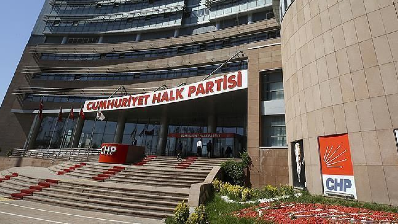 CHP’de Yerel Seçim ‘Defterleri’ Açıldı: Yüzlerce Kişi Disipline Sevk Edildi