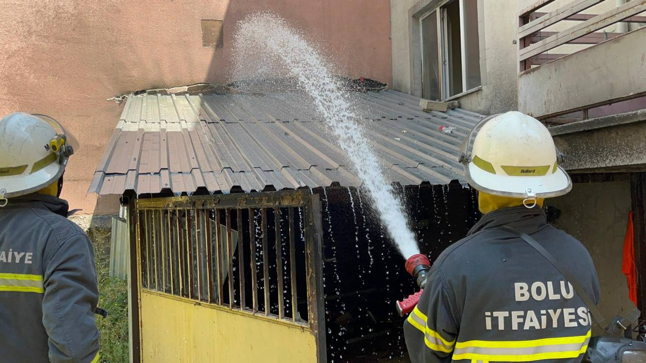 Daha Önce de Yapmışlar… Oyun Oynayan Çocuklar Garajda Yangın Çıkardı