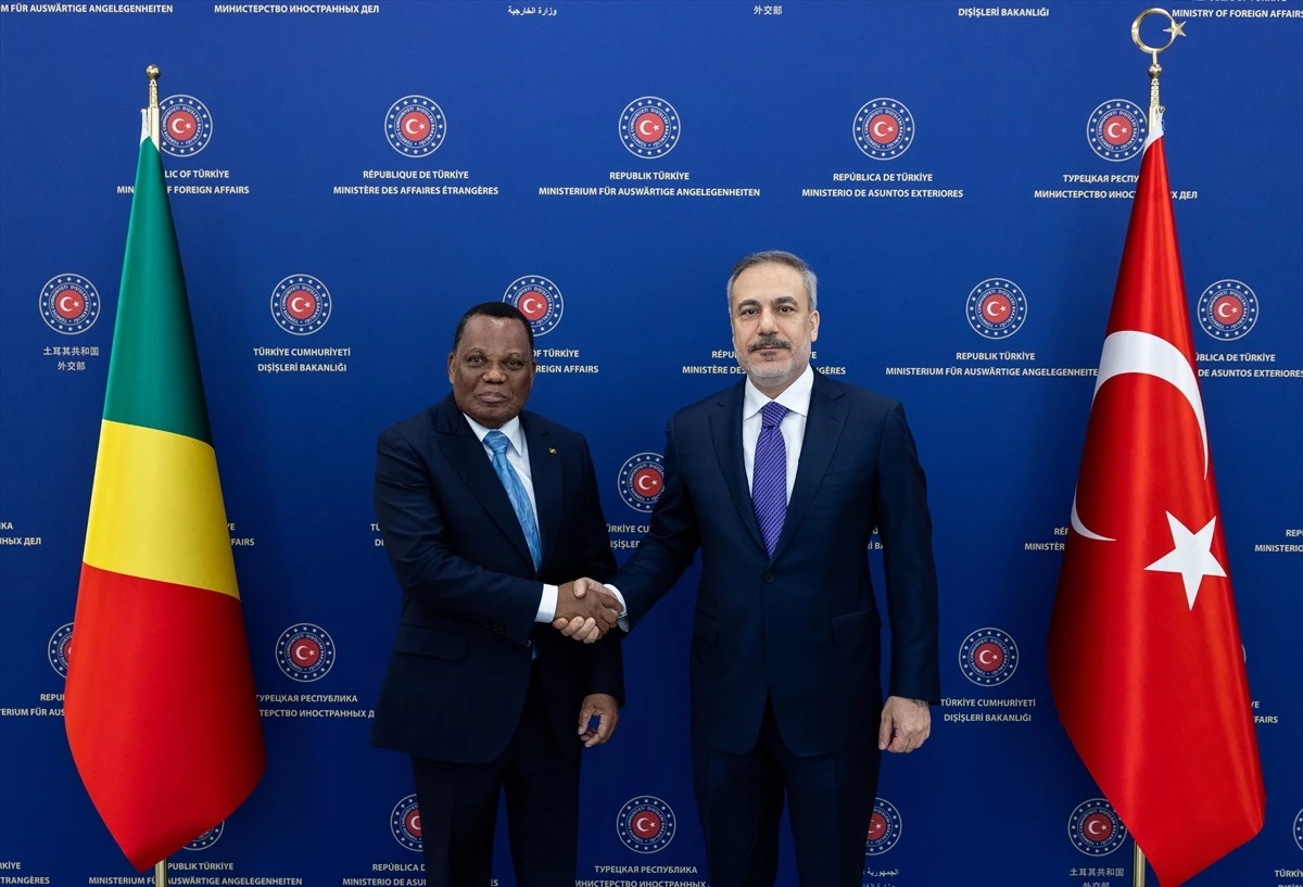 Dışişleri Bakanı Hakan Fidan, Kongo Dışişleri Bakanı Jean-Claude Gakosso ile Protokol İmzaladı