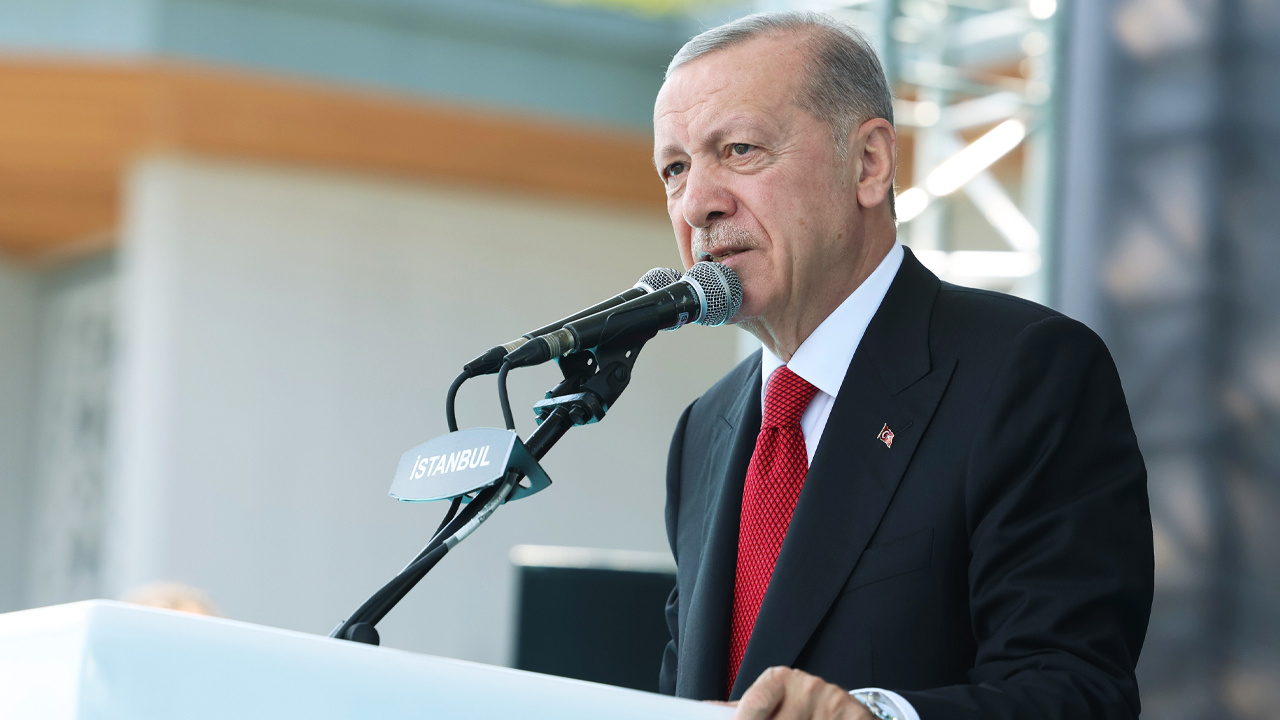 Erdoğan, 15 Temmuz Şehitler Anıtı’nda: 15 Temmuz’a Oyun Diyenleri Affetmeyeceğiz